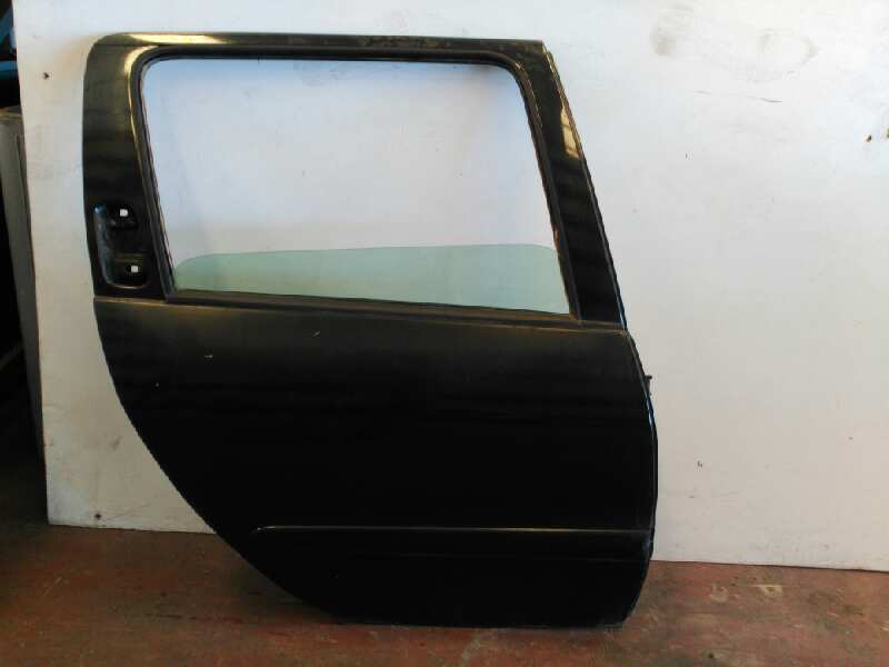 PUERTA TRASERA DERECHA