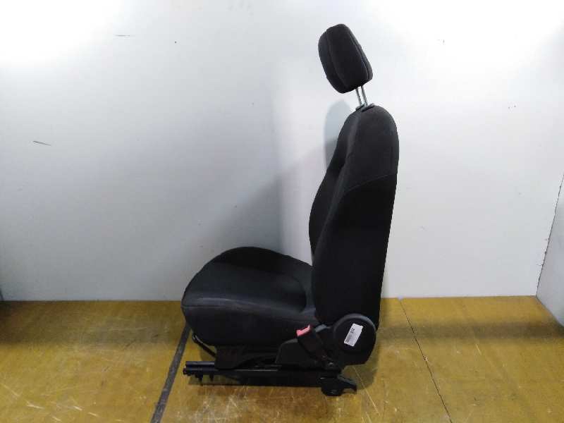 ASIENTO DELANTERO DERECHO