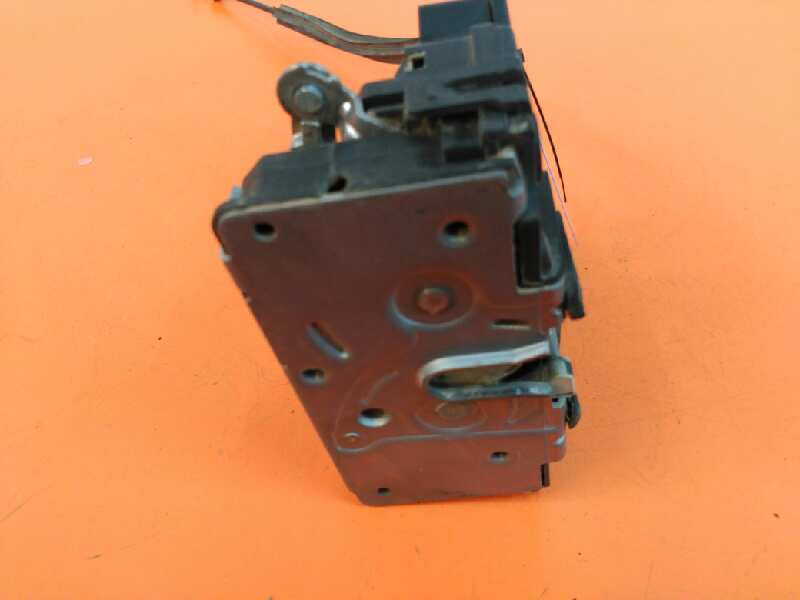 CERRADURA PUERTA DELANTERA DERECHA