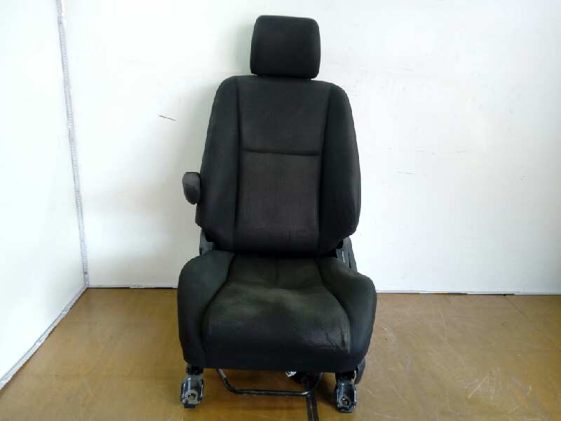 ASIENTO DELANTERO IZQUIERDO