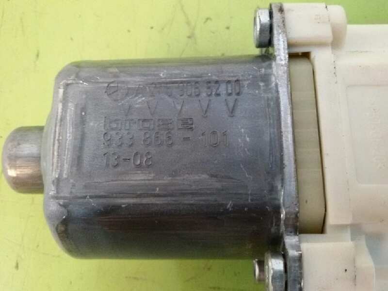 MOTOR ELEVALUNAS DELANTERO DERECHO