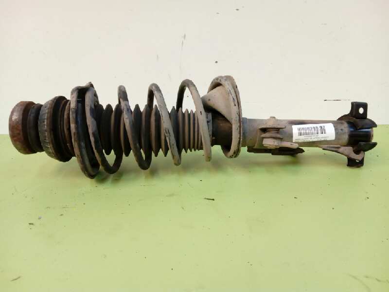 AMORTIGUADOR DELANTERO DERECHO