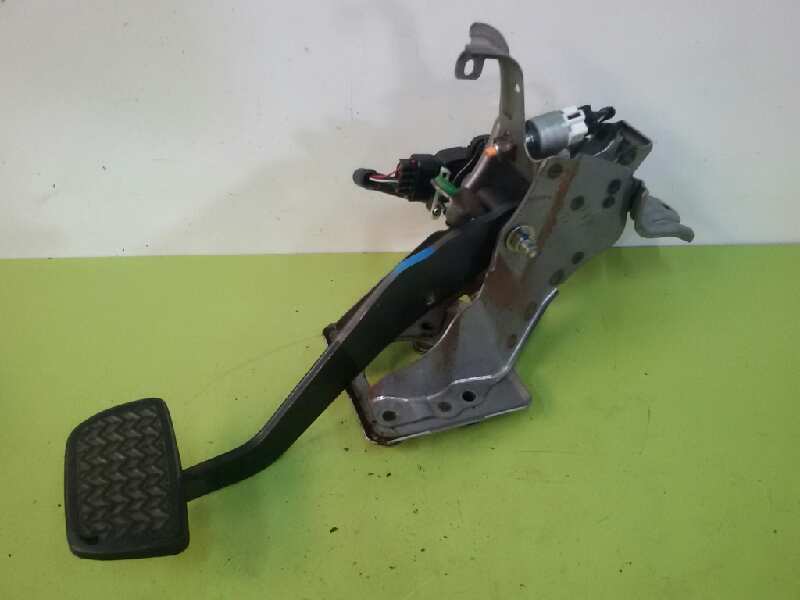 PEDAL FRENO