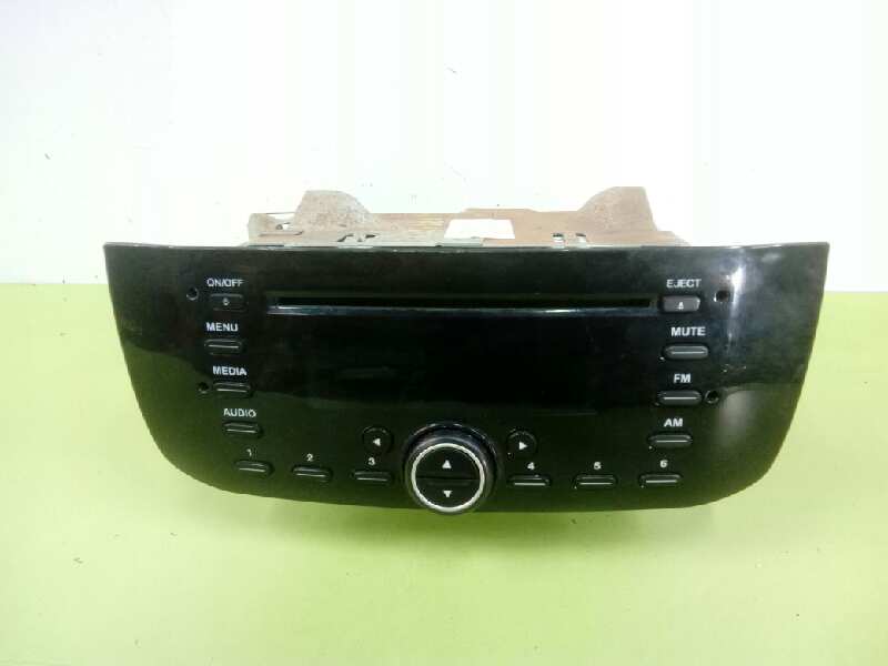 SISTEMA AUDIO / RADIO CD