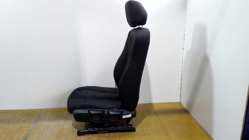 ASIENTO DELANTERO IZQUIERDO