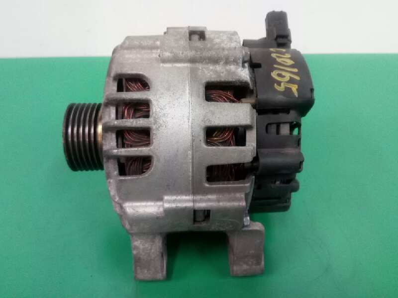 # ALTERNADOR 12V