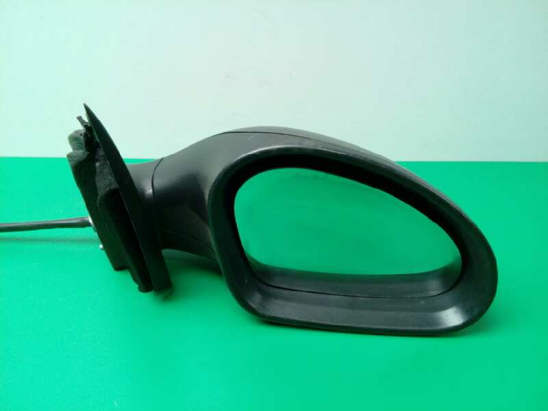 # ESPEJO EXTERIOR DERECHO