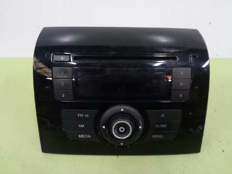 SISTEMA AUDIO / RADIO CD