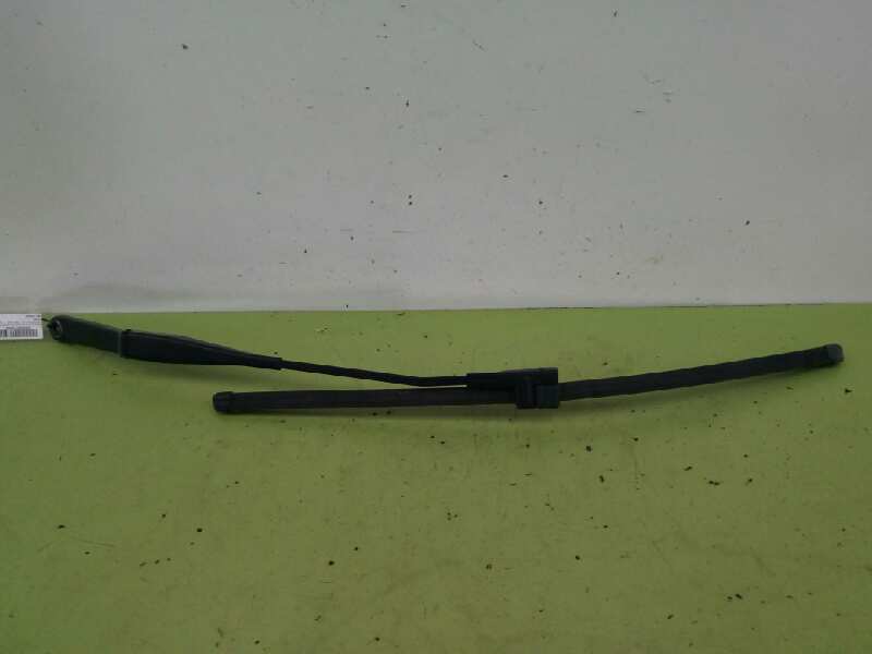 BRAZO LIMPIA DELANTERO IZQUIERDO