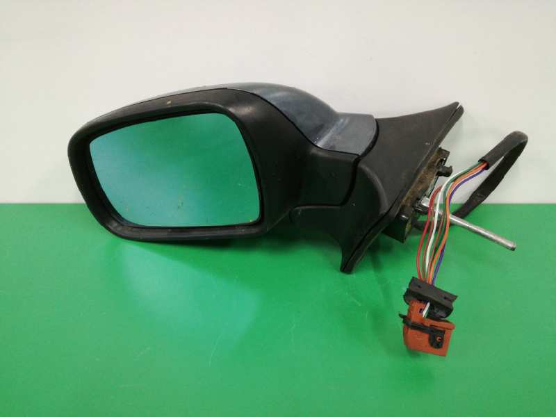 RETROVISOR IZQUIERDO