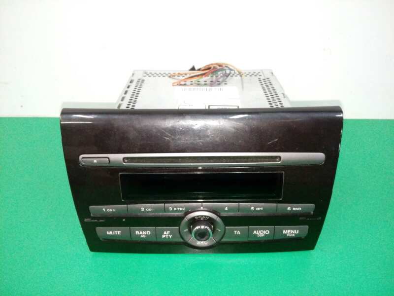 SISTEMA AUDIO / RADIO CD