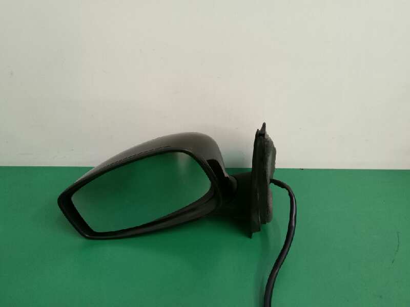 RETROVISOR IZQUIERDO