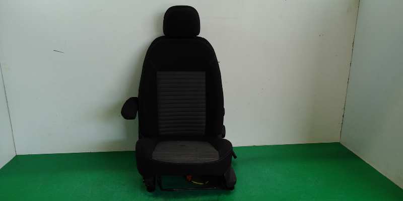 ASIENTO DELANTERO IZQUIERDO