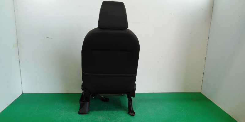 ASIENTO DELANTERO IZQUIERDO