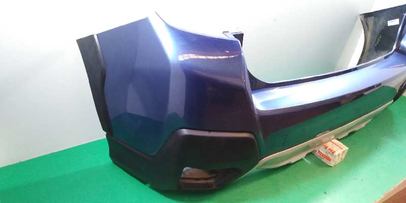 PARAGOLPES TRASERO