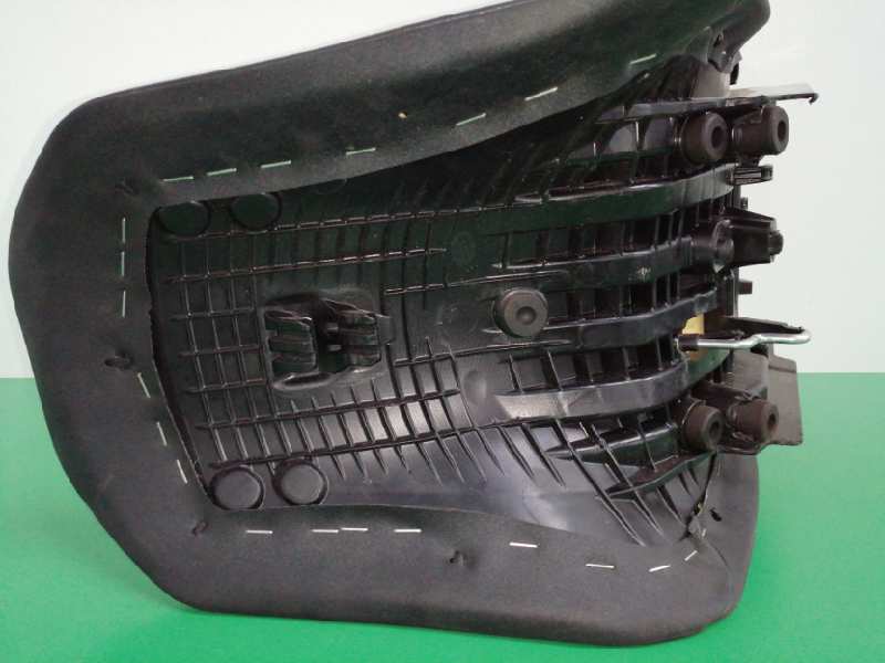 ASIENTO DELANTERO IZQUIERDO