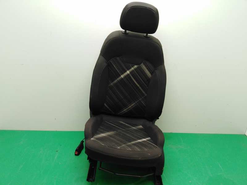 ASIENTO DELANTERO IZQUIERDO