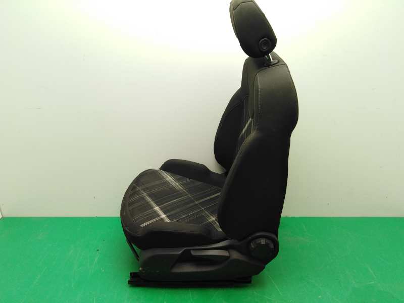 ASIENTO DELANTERO IZQUIERDO