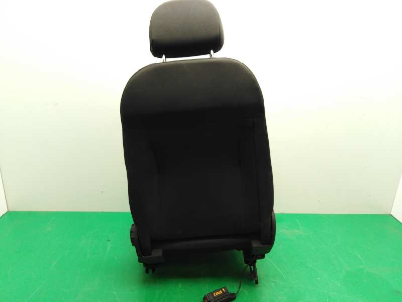 ASIENTO DELANTERO IZQUIERDO