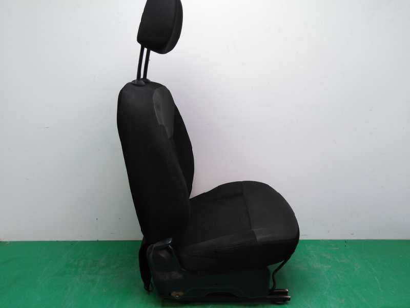 ASIENTO DELANTERO DERECHO