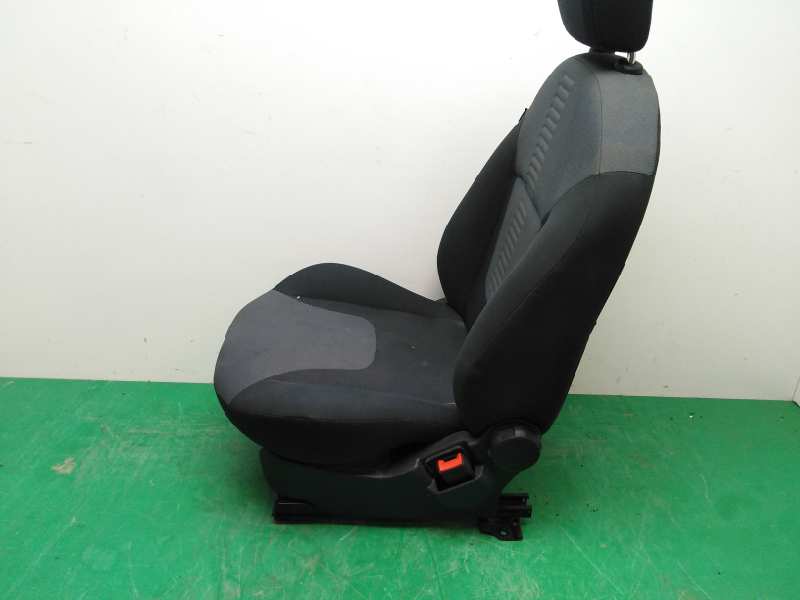 ASIENTO DELANTERO DERECHO