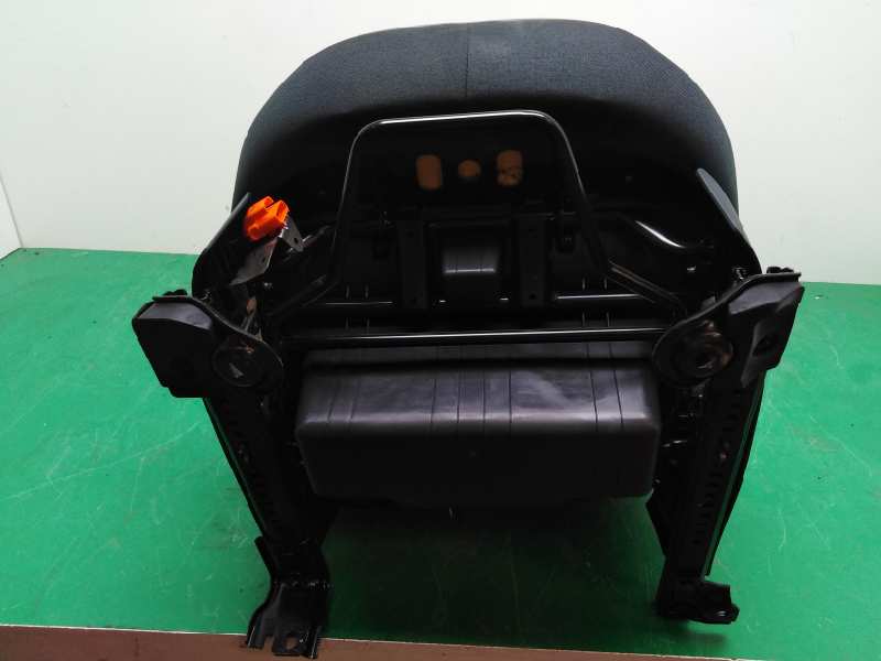 ASIENTO DELANTERO DERECHO