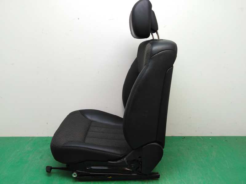 ASIENTO DELANTERO DERECHO