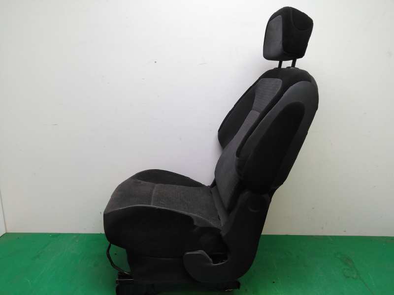 ASIENTO DELANTERO DERECHO