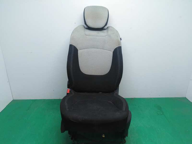 ASIENTO DELANTERO IZQUIERDO