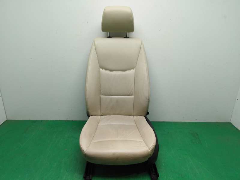 ASIENTO DELANTERO IZQUIERDO