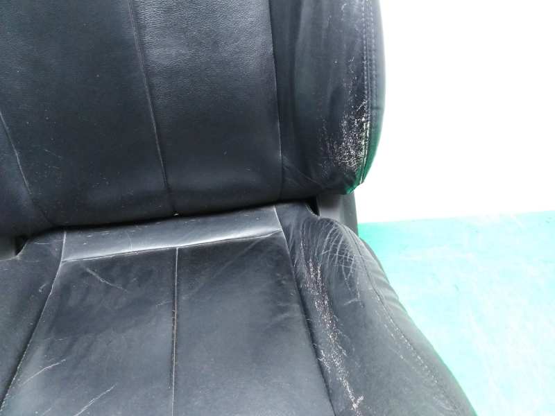 ASIENTO DELANTERO IZQUIERDO