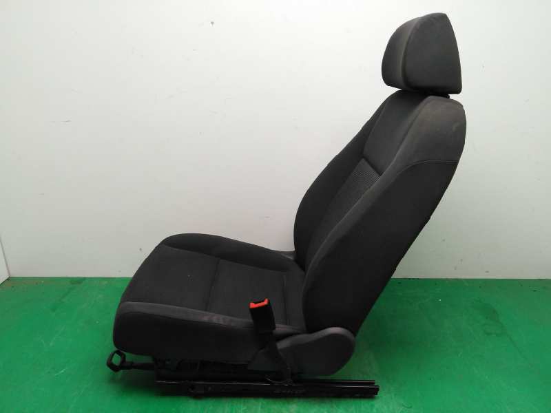 ASIENTO DELANTERO DERECHO