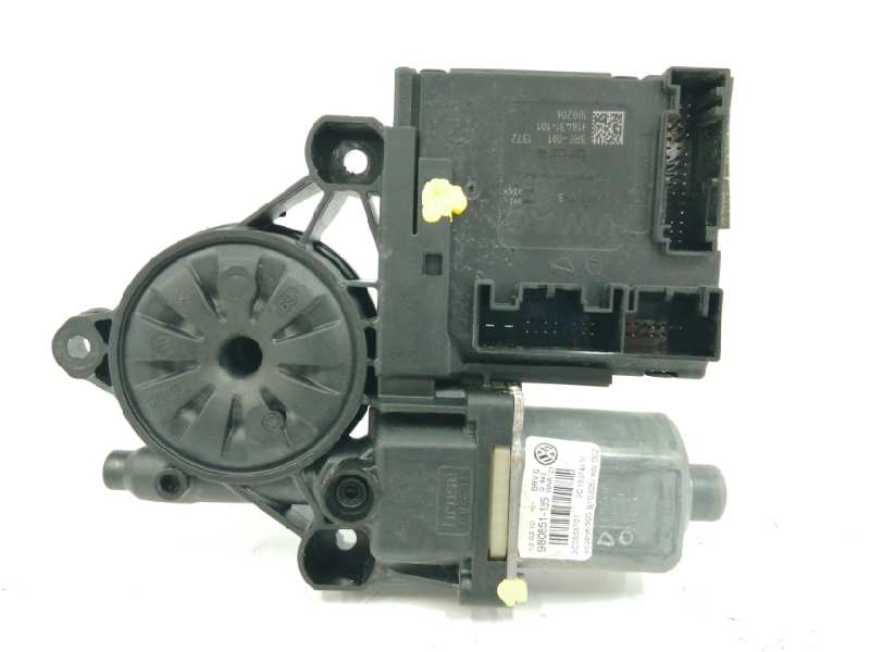 MOTOR ELEVALUNAS DELANTERO IZQUIERDO