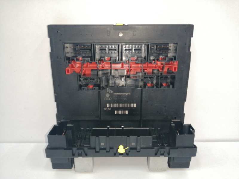 CAJA RELES / FUSIBLES