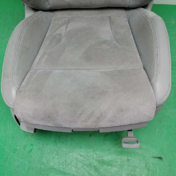 ASIENTO DELANTERO DERECHO