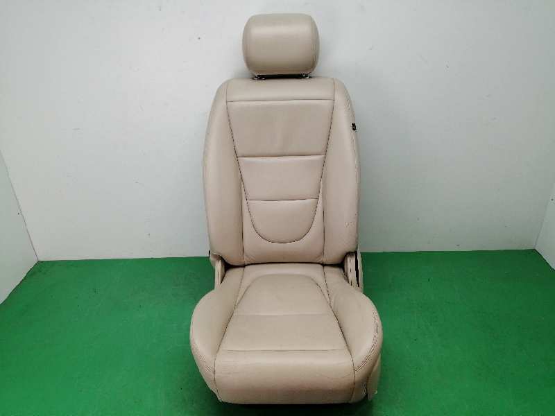 ASIENTO DELANTERO IZQUIERDO