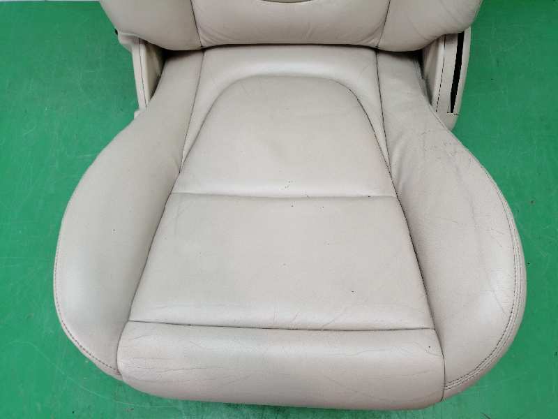 ASIENTO DELANTERO IZQUIERDO