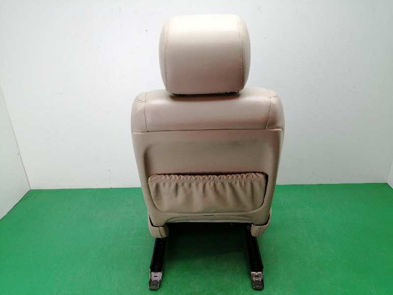 ASIENTO DELANTERO IZQUIERDO