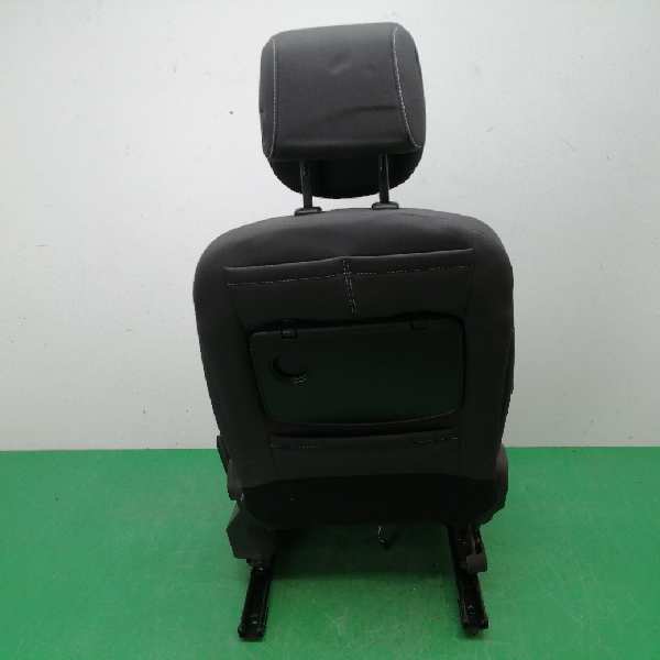 ASIENTO DELANTERO IZQUIERDO