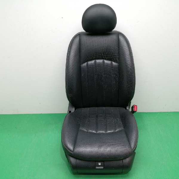 ASIENTO DELANTERO DERECHO