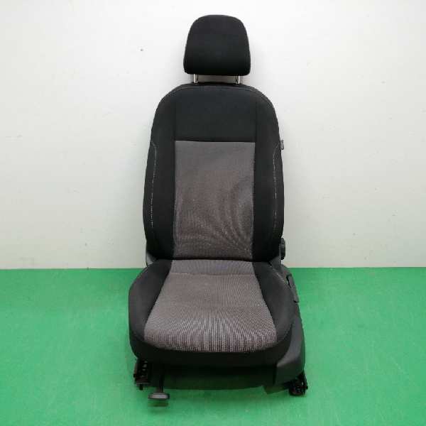 ASIENTO DELANTERO IZQUIERDO