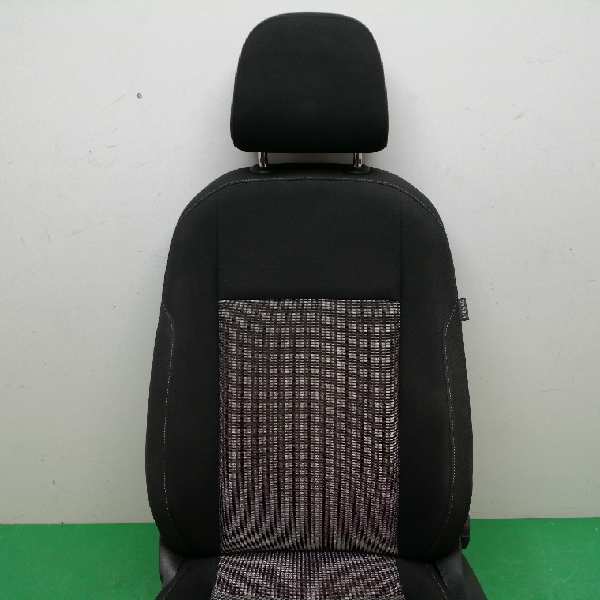 ASIENTO DELANTERO IZQUIERDO