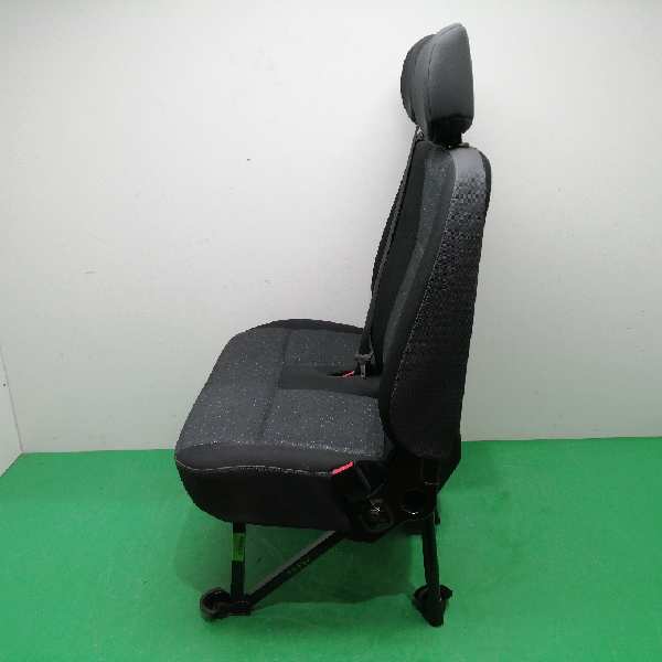 ASIENTO DELANTERO DERECHO