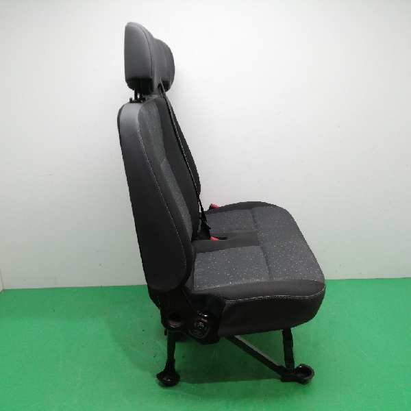 ASIENTO DELANTERO DERECHO