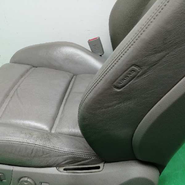 ASIENTO DELANTERO IZQUIERDO