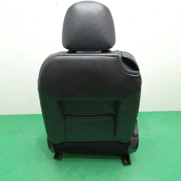 ASIENTO DELANTERO DERECHO