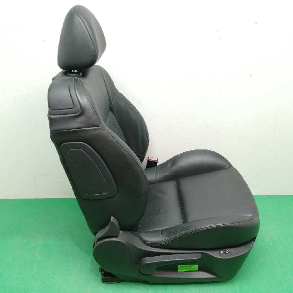 ASIENTO DELANTERO DERECHO