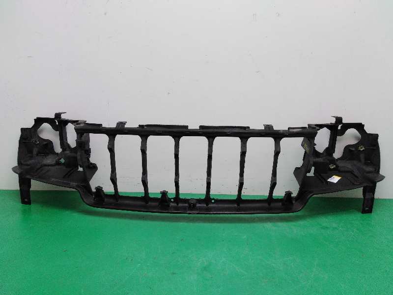 PANEL FRONTAL