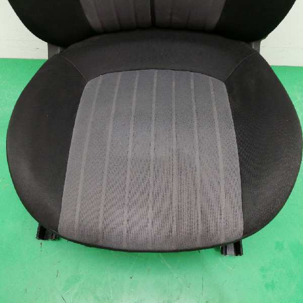 ASIENTO DELANTERO DERECHO