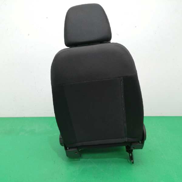 ASIENTO DELANTERO IZQUIERDO